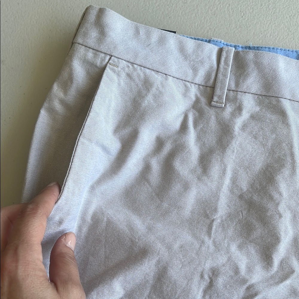 Izod Gray Flat Front Shorts Classic Style - Picture 4 of 7